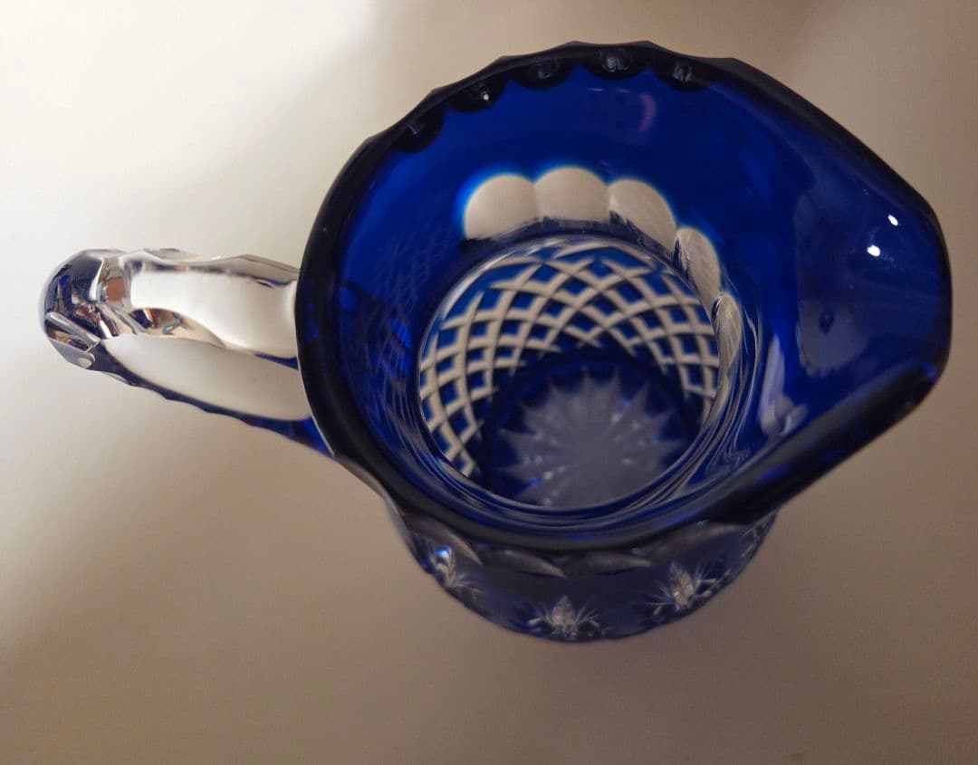 切子 ピッチャー ブルー 手付き