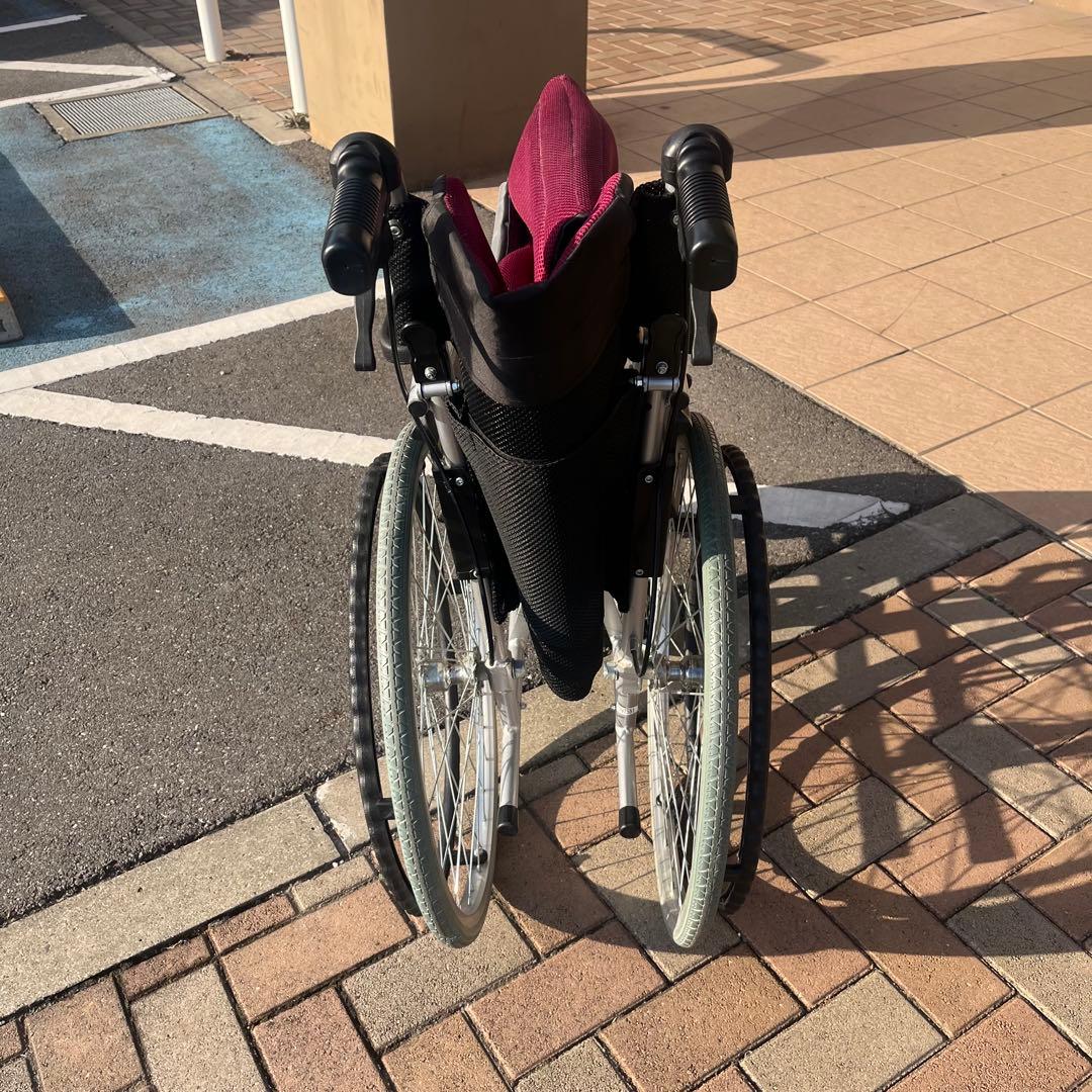 美品 Care-Tec 車椅子 CA-10SU レッド 折りたたみ 自走式