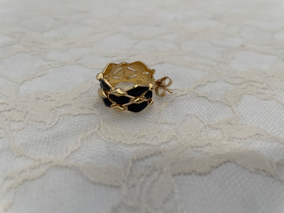 ルイヴィトン M01685 ピアス・マルタージュ スタッズ 片耳 キルティング