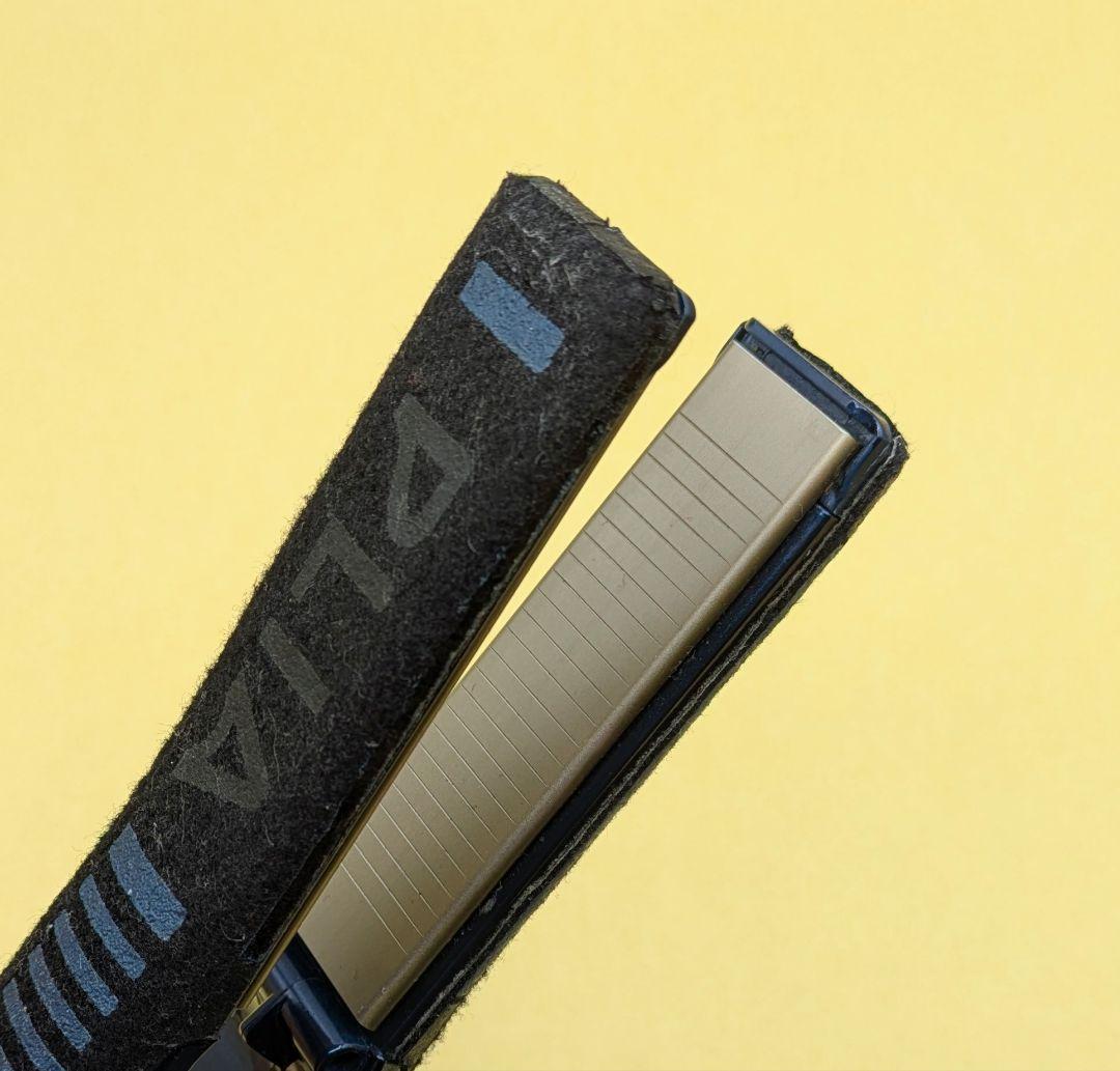 ✴️美品・正規品✴️ルベルプライアストレートアイロンLebel PLIA SS