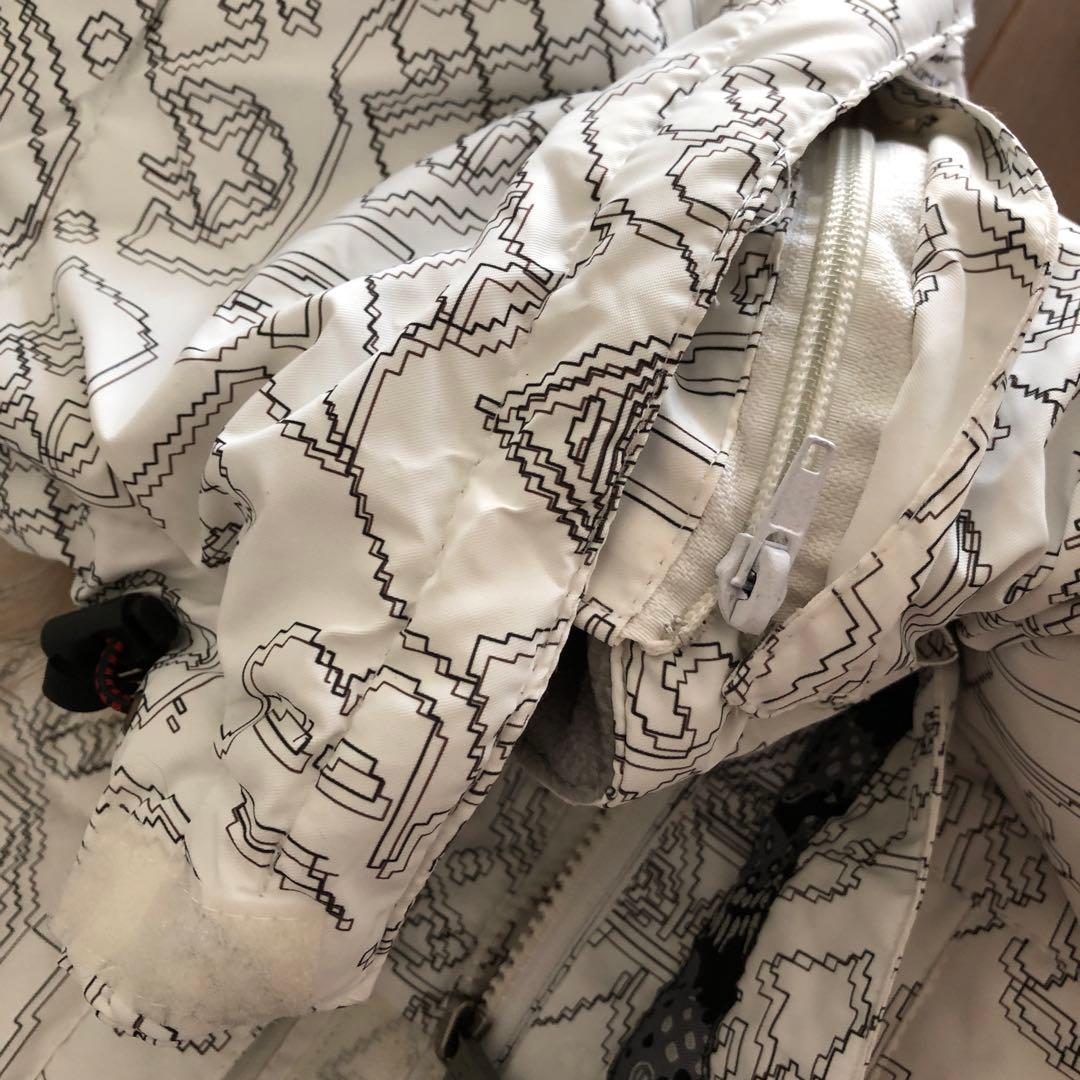 未使用ですが若干難ありです☆ BURTON ダウンジャケット　バートン　スノボ