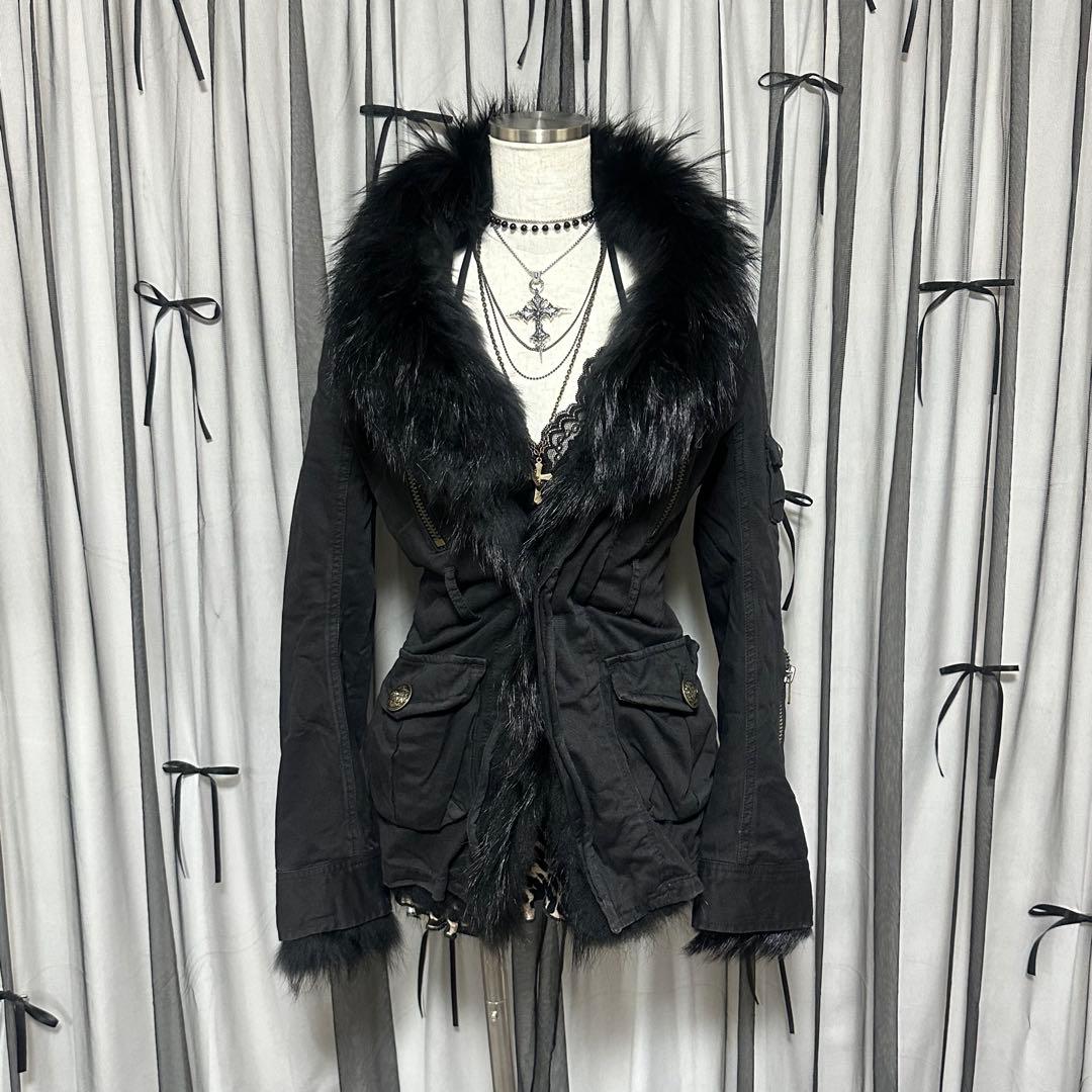 平成ギャル y2k　リアルファー　ミニタリージャケット　ダークコア　グランジ