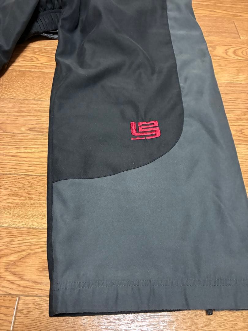 ナイキ LEBRON レブロン　トラックパンツ　ウィンドブレーカー