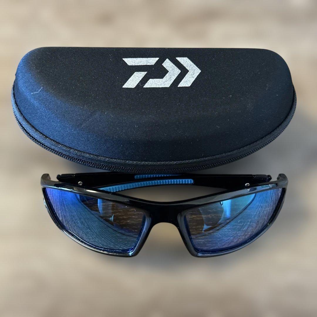 DAIWA ダイワ 偏光サングラス ！ケース付き