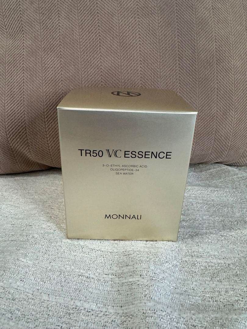 モナリ　TR50vc　美白エッセンス