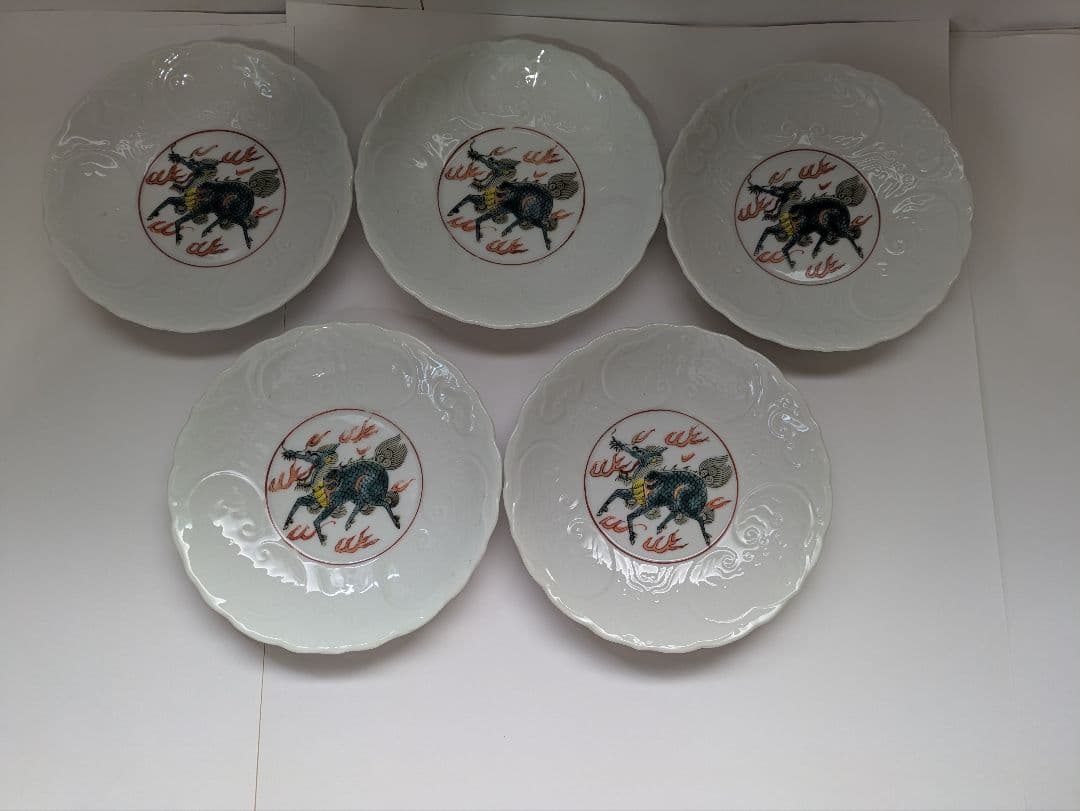 古伊万里、『白磁陽刻・色絵麒麟文輪花皿』、5客、銘無、箱無
