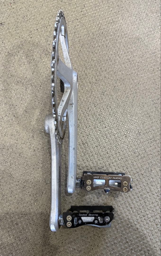 Sugino 75 クランクセット ペダル付き