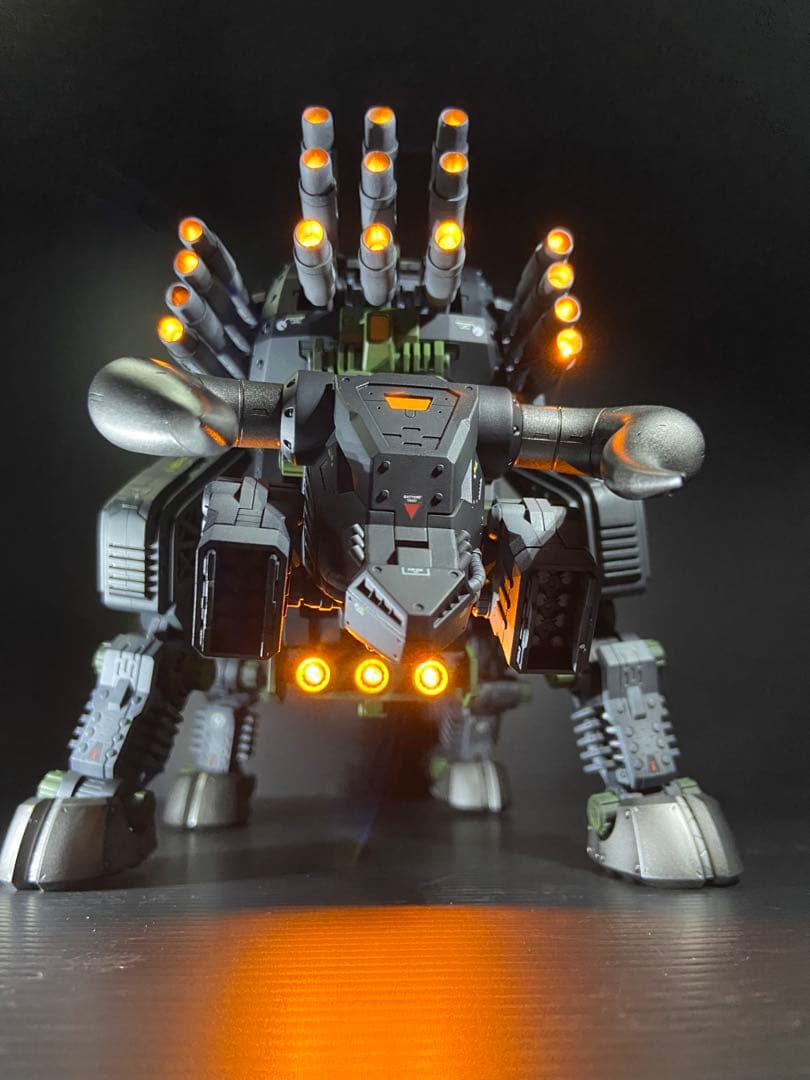 【全塗装】HMM ディバイソン　ゾイド　ZOIDS【完成品】