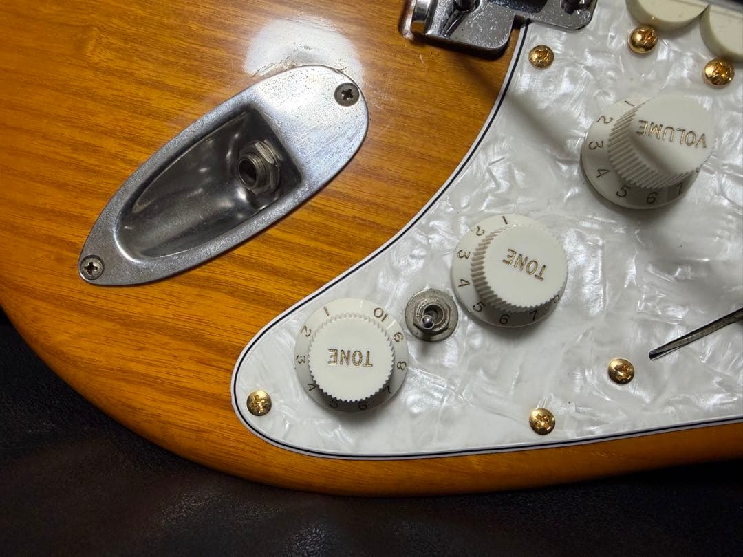 Fender Japan ストラトキャスター レースセンサー