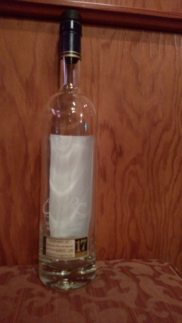 イーグル・レア　シングルバレル17年　空瓶