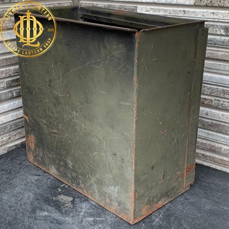 旧チェコ 軍 軍用燃料ストーブ（フィールドストーブ）専用ケース付属