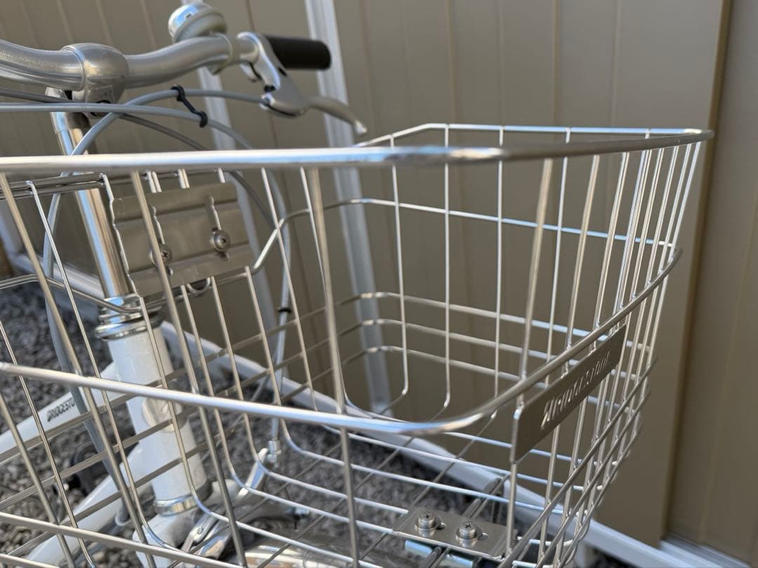 ブリジストン エグゼシティ 26インチ 白