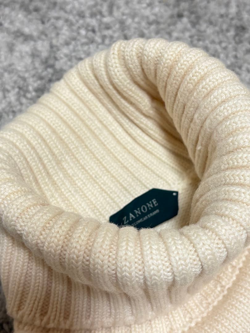 ザノーネ　5G 5ゲージ　タートルネック　ニット　アイボリー　46サイズ