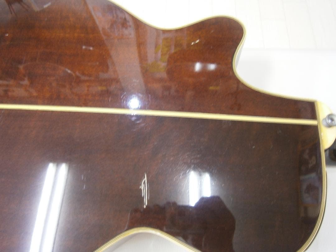 値下げ・タカミネ＜NPT-108＞日本製・エレアコ・薄いボディ