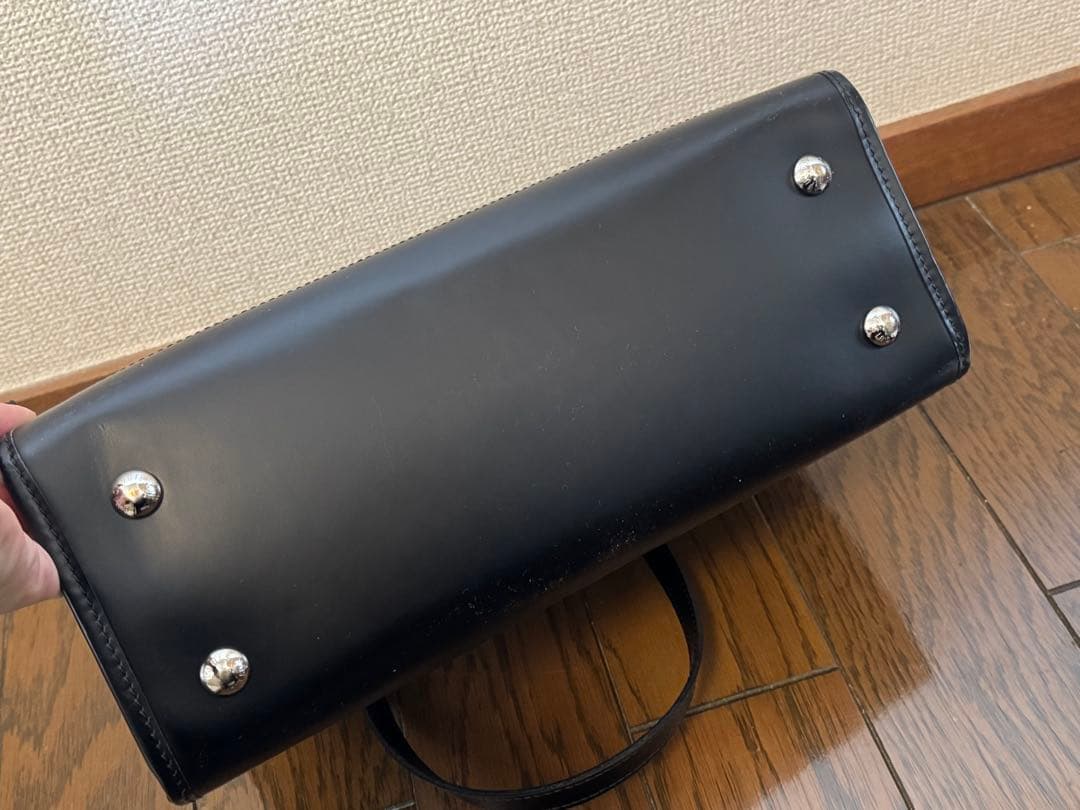 Louis Vuitton エピレザー トートバッグ ブラック