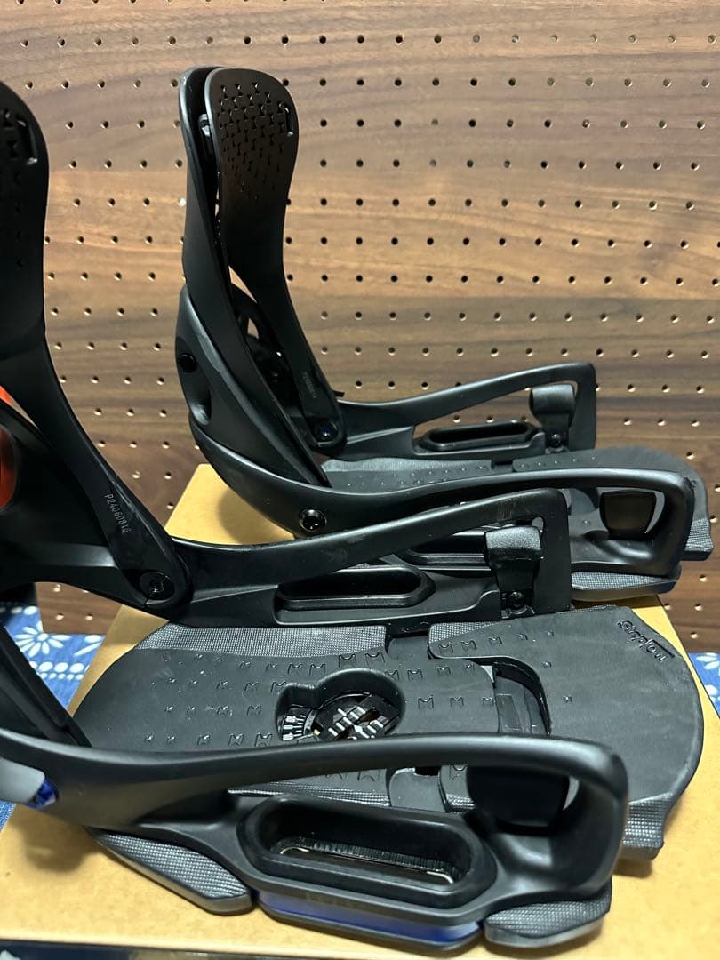 バートンStep onビンディング EST Ｓサイズ26.0まで