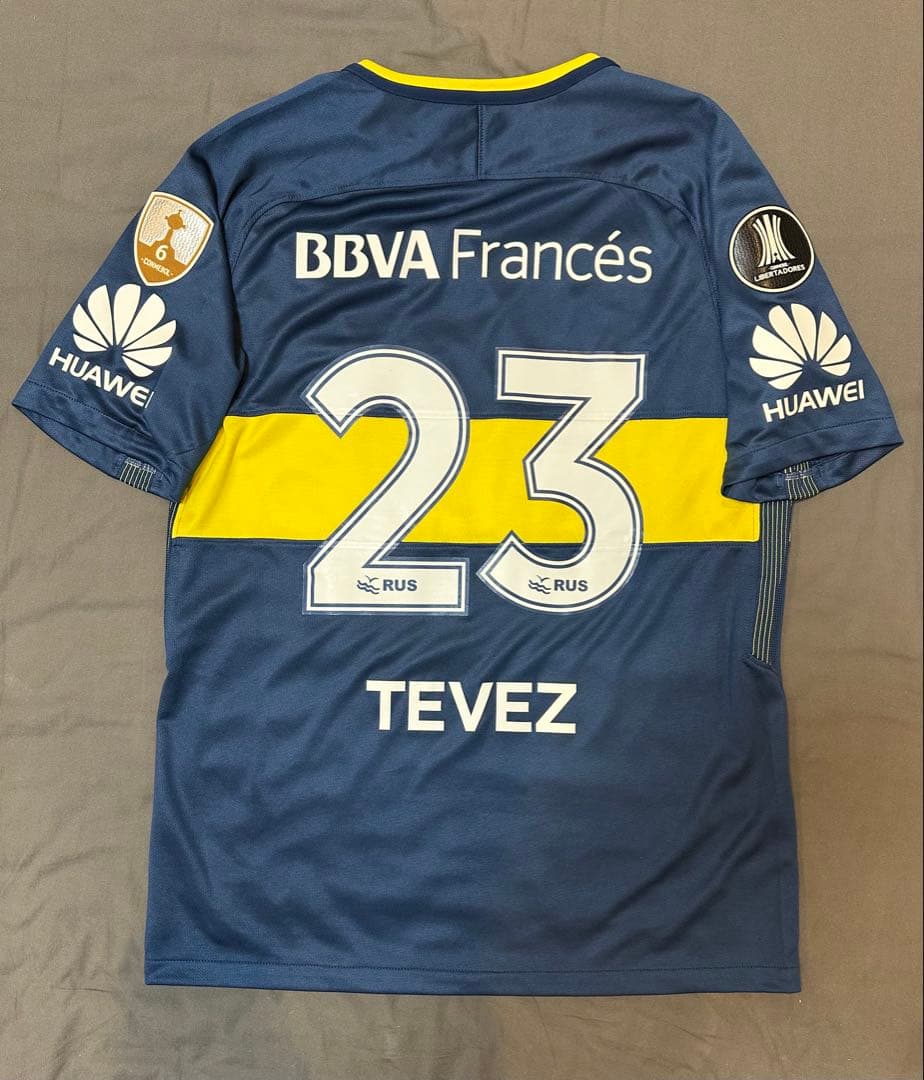 2017/2018ボカジュニアーズ カルロス•テベス Mサイズ