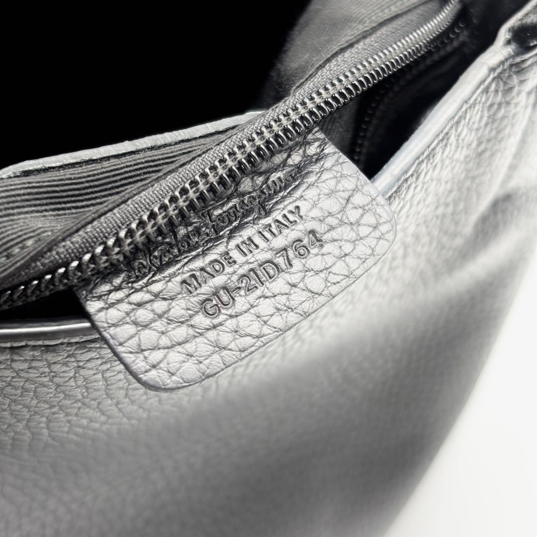 美品 サルヴァトーレフェラガモ ハンドバッグ レザー ガンチーニ レディース 黒