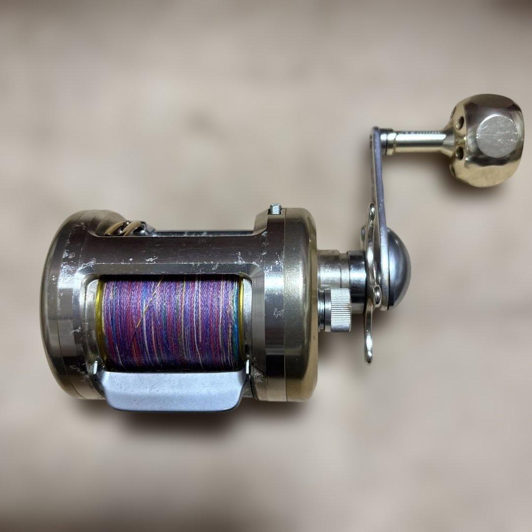 ダイワ ミリオネアCVZ 300（パワーハンドル）