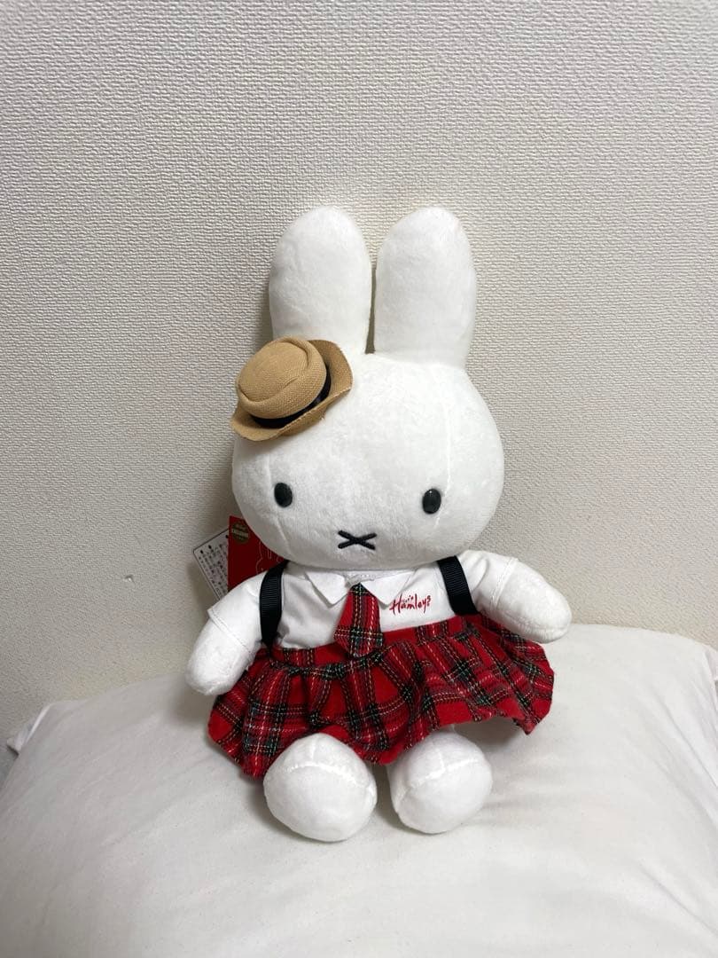 ミッフィー　Hamleys miffy ぬいぐるみ