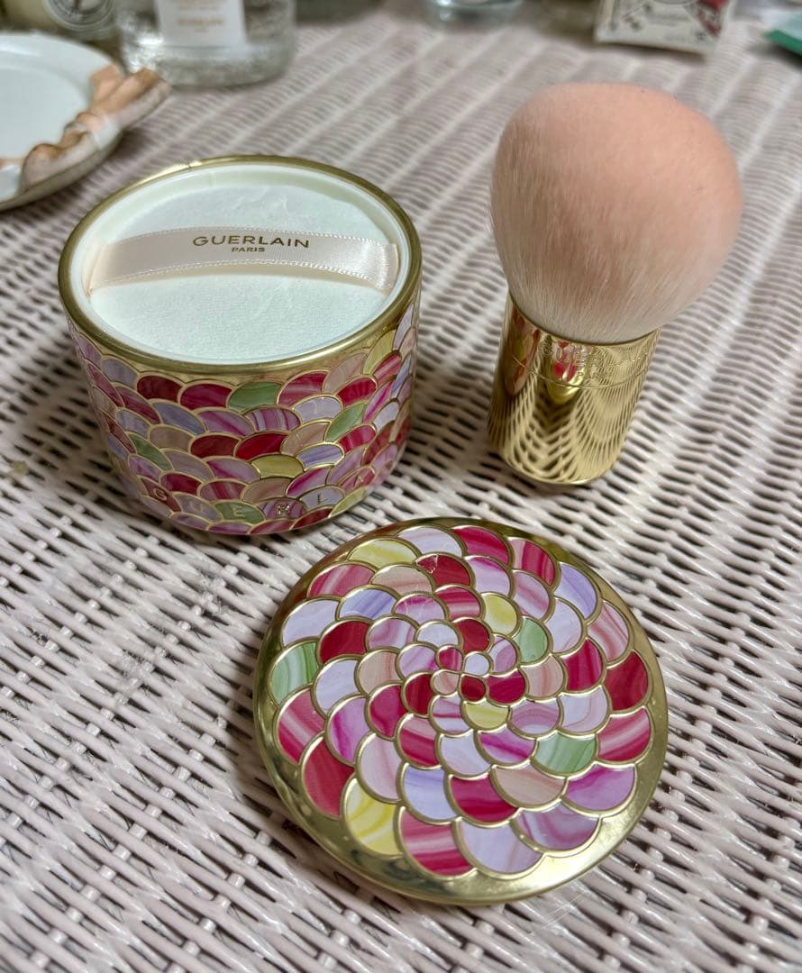GUERLAIN♡ ゲラン メテリオット ビーユ フェイスパウダー 01 ブラシ