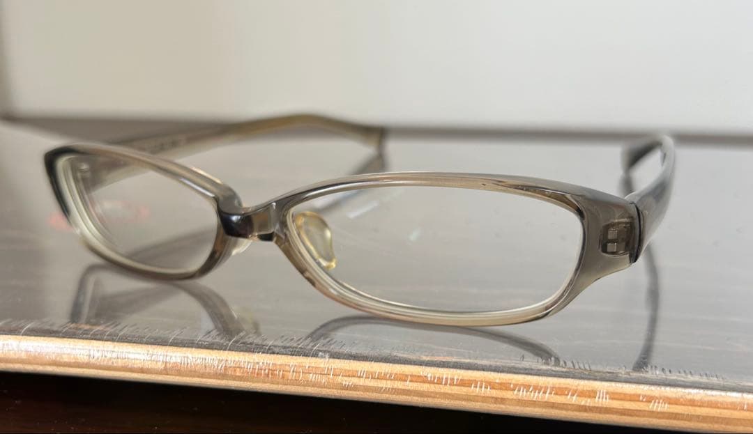 999.9 フォーナインズ　SHS-02 渋谷店限定　メガネ　メガネ拭き