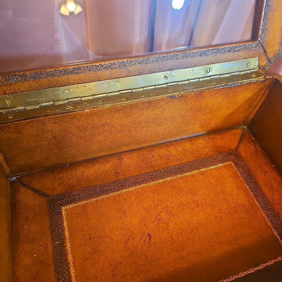 こちらの商品も早い者勝ち！　ヴィンテージ　アンティーク家具　キュリオケース