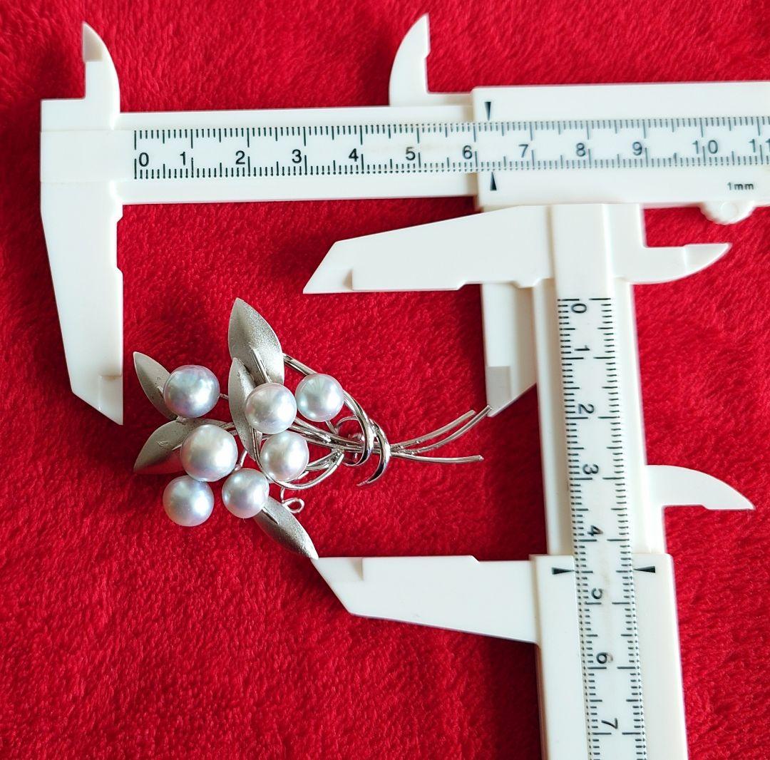 シルバー製ブローチ 南洋パール 9mm 銀細工 アールヌーボー植物モチーフ D6