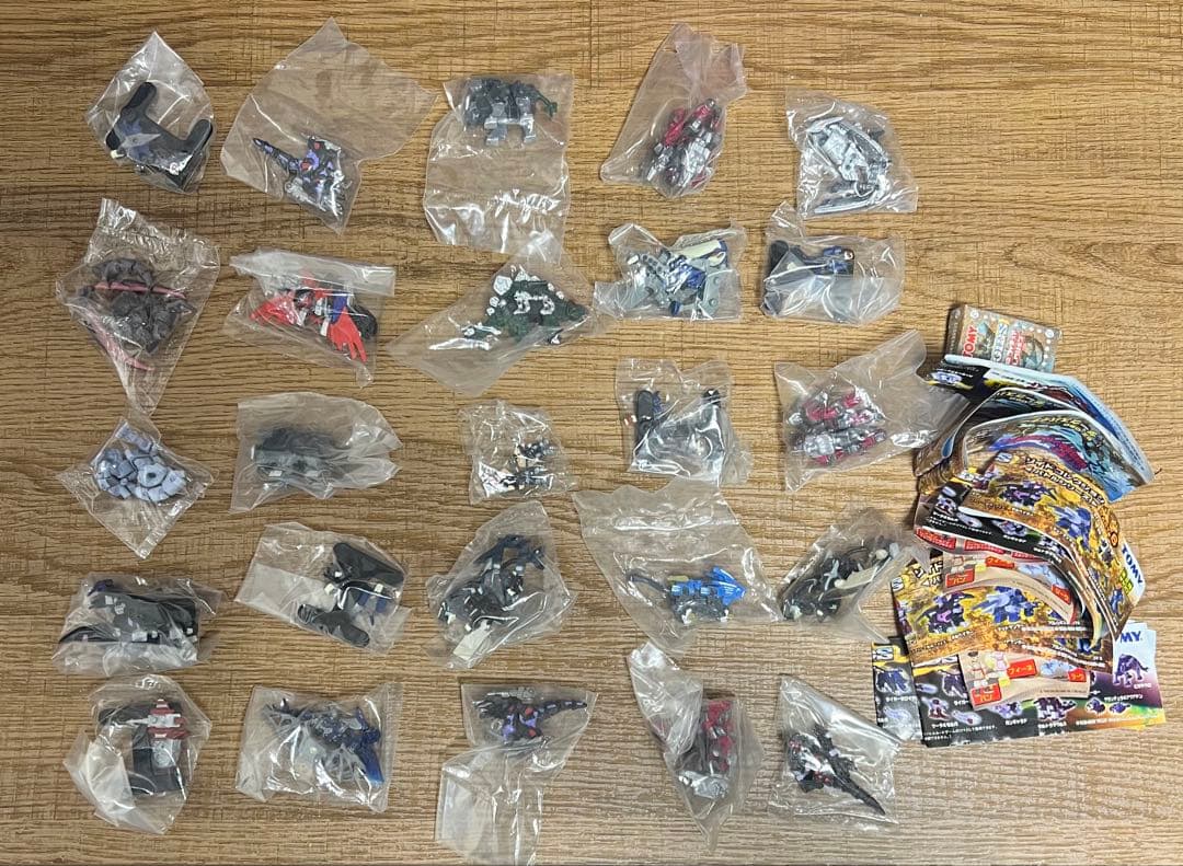 ゾイドコレクション 25個 まとめ売り ZOIDS フィギュア ガシャポン レア