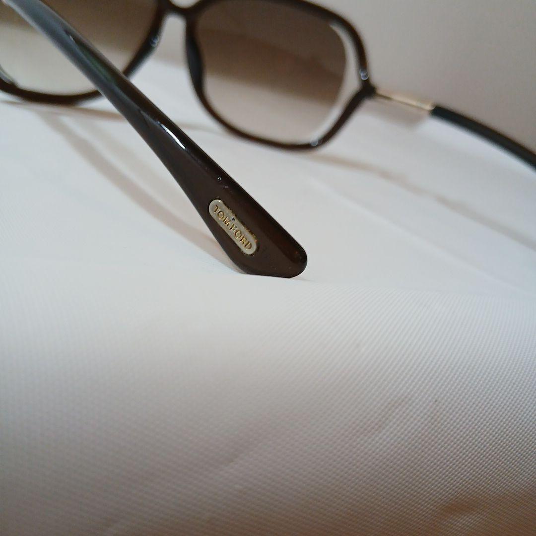 TOM FORD　トムフォード　サングラス　レディース　メガネ　アイウェア　眼鏡