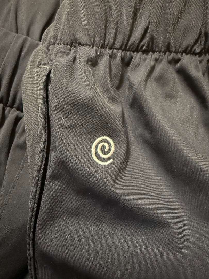 美品！suria スリア ナイールズパンツ ブラック M