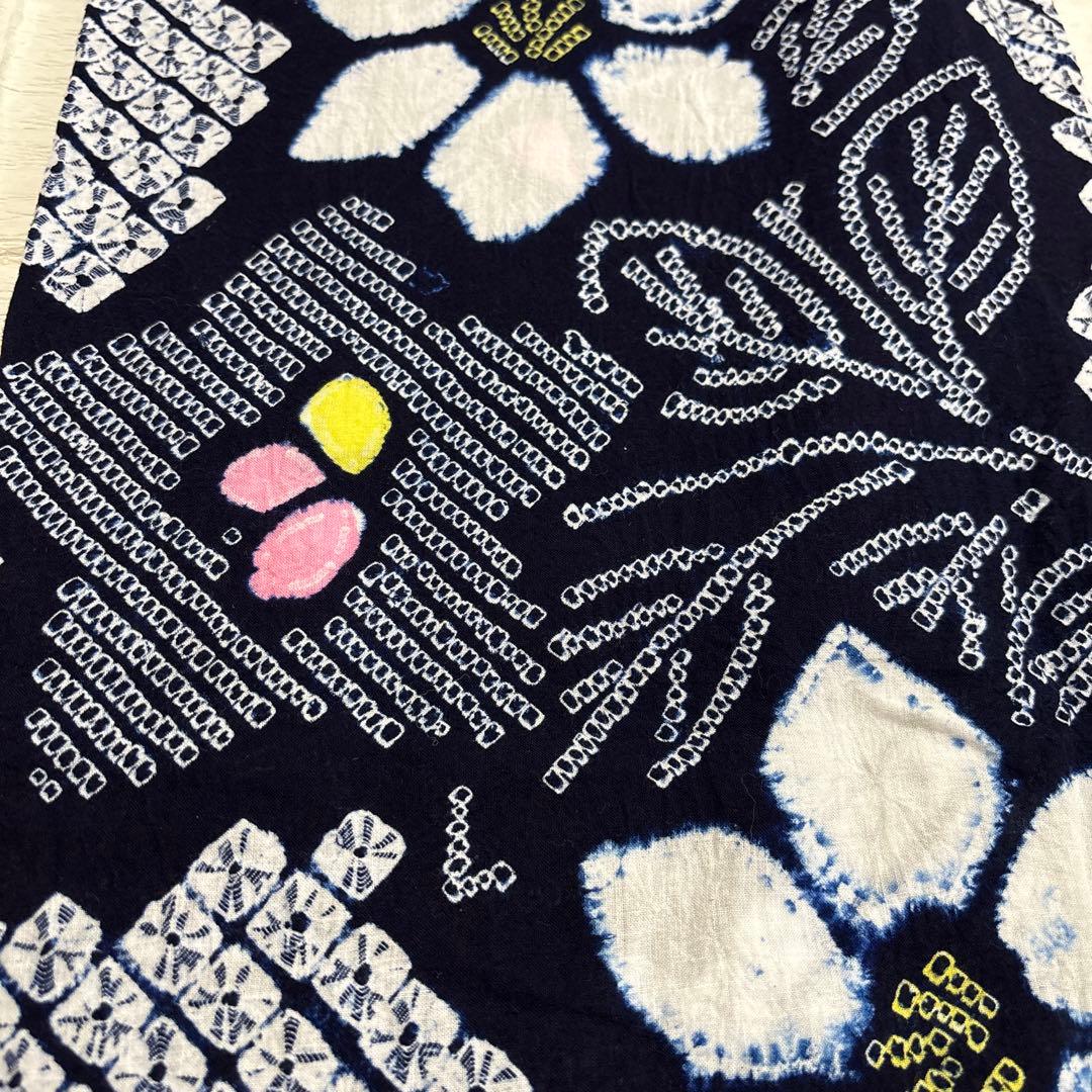 ④有松絞り浴衣 レトロ 紺色白色 花 身丈156