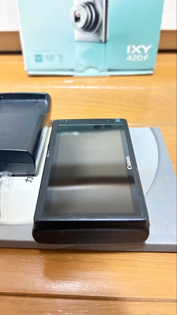 値下げ依頼対応商品【動作確認済】Canon IXY420f デジカメ　コンデジ
