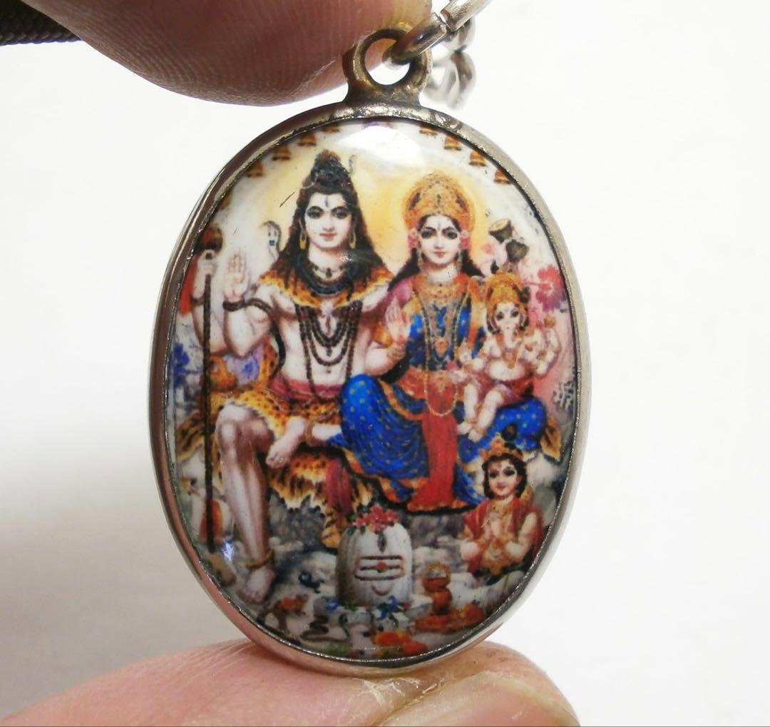 オームペンダント シヴァ神ファミリー（シヴァ・パリヴァール）藤井風