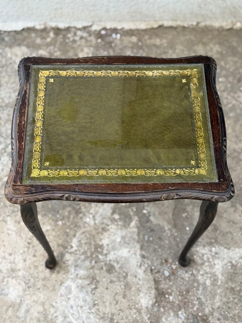 【英国アンティーク風】サイドテーブル＊緑色×ゴールド縁取りのガラス天板