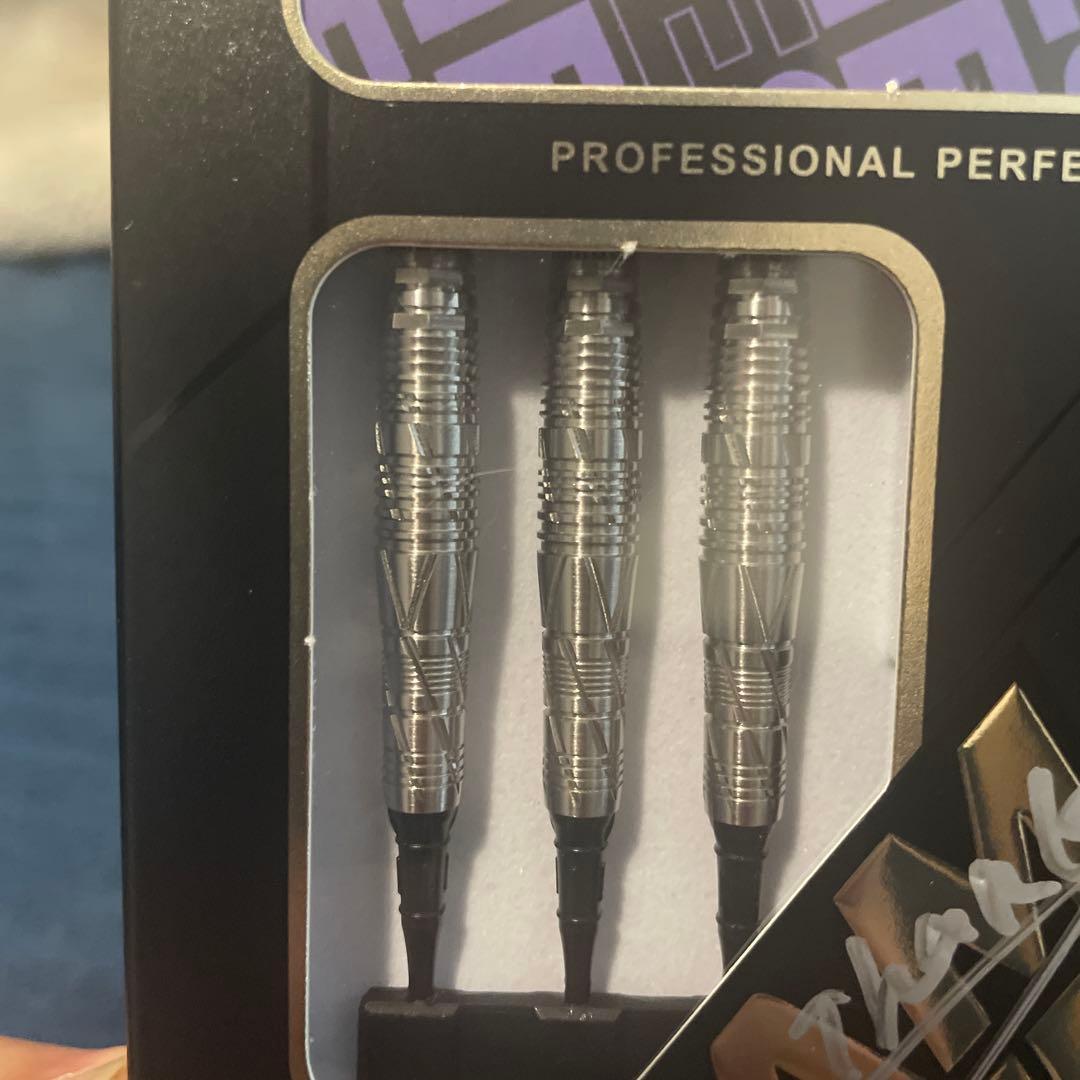 ONE80 小野寺由貴　たいが　限定モデル　ダーツ祭り