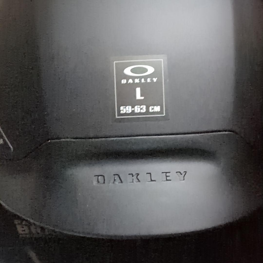 シ*ガ様 OAKLEY MOD5 スノーボードヘルメット L