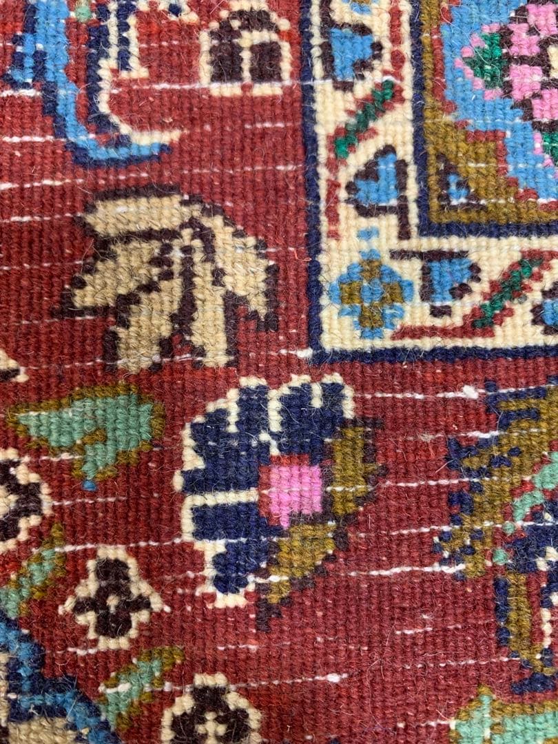 送料込み！　ペルシャ絨毯 イラン シルク 307×197