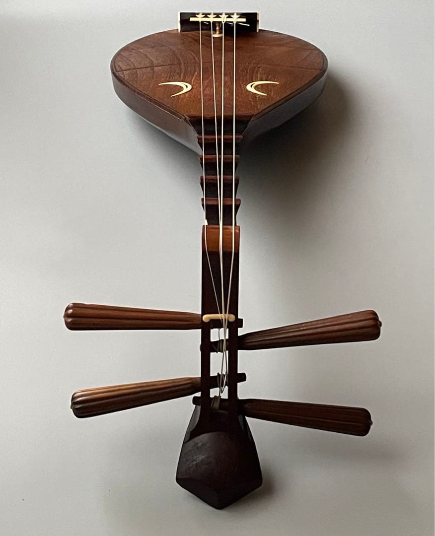 筑前琵琶　撥・架台付属