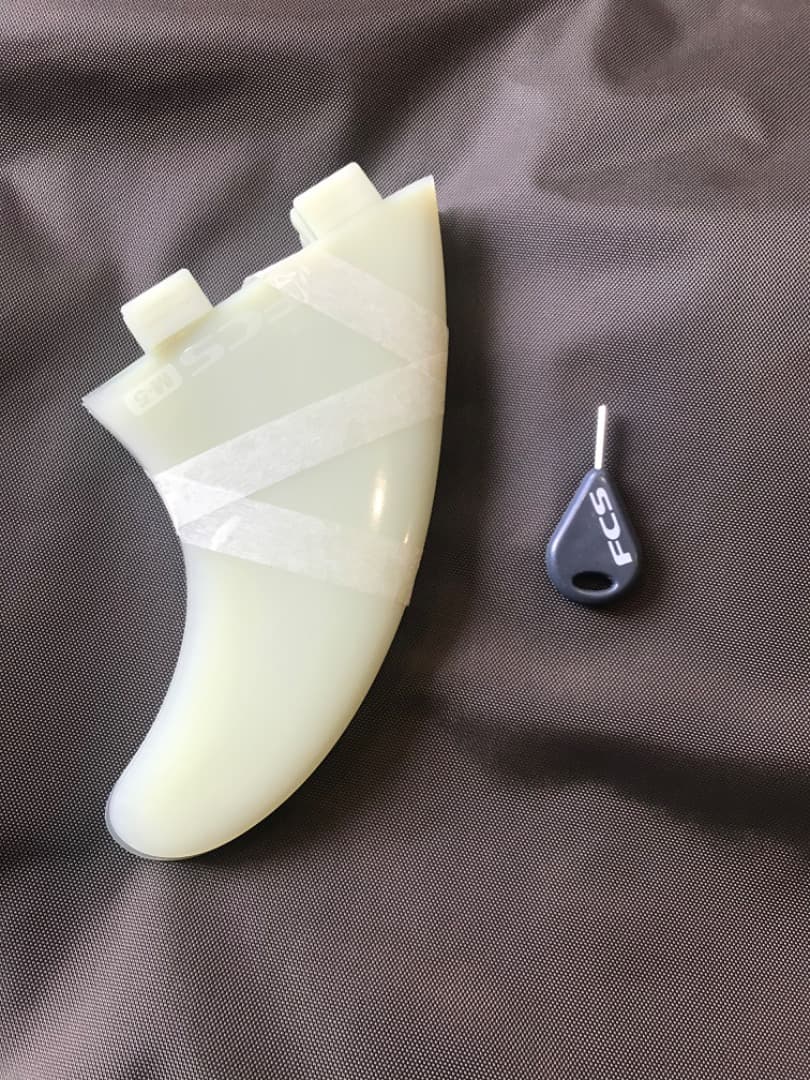 早い者勝ち！サーフボード（フィン、ケース付）