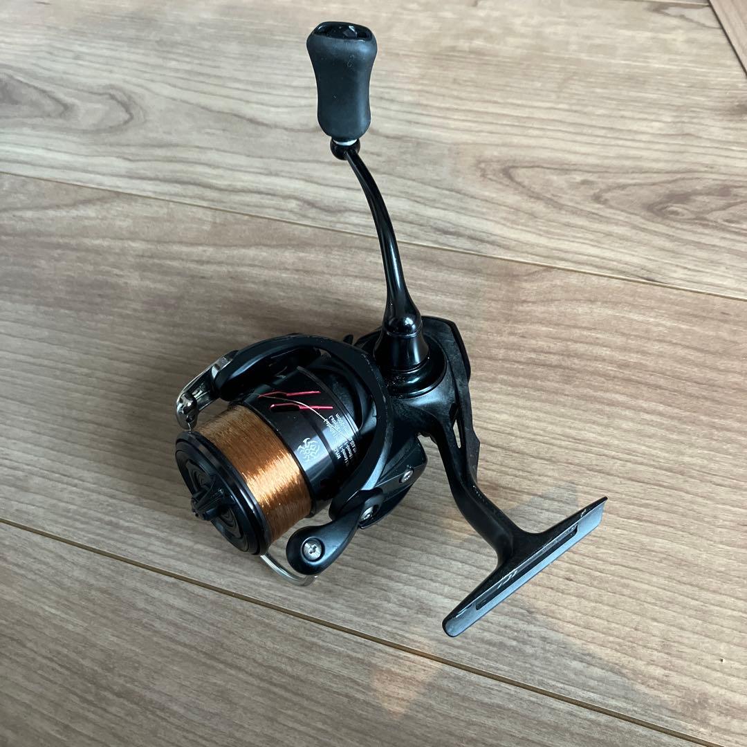 TATULA LT2500S フィッシングリール　スピニング