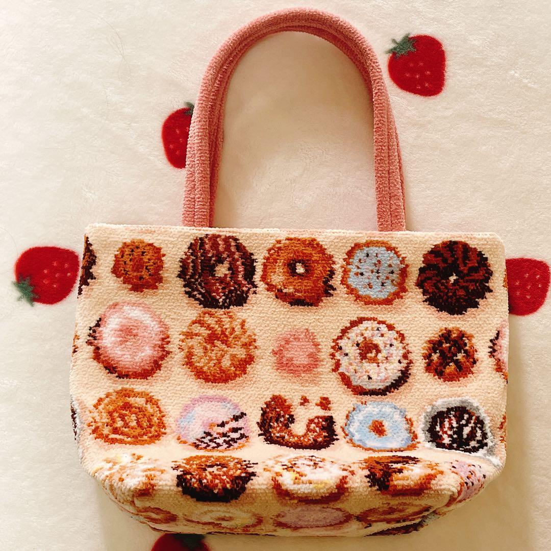 フェイラー　ラブラリー　モグモグドーナツ　バッグ