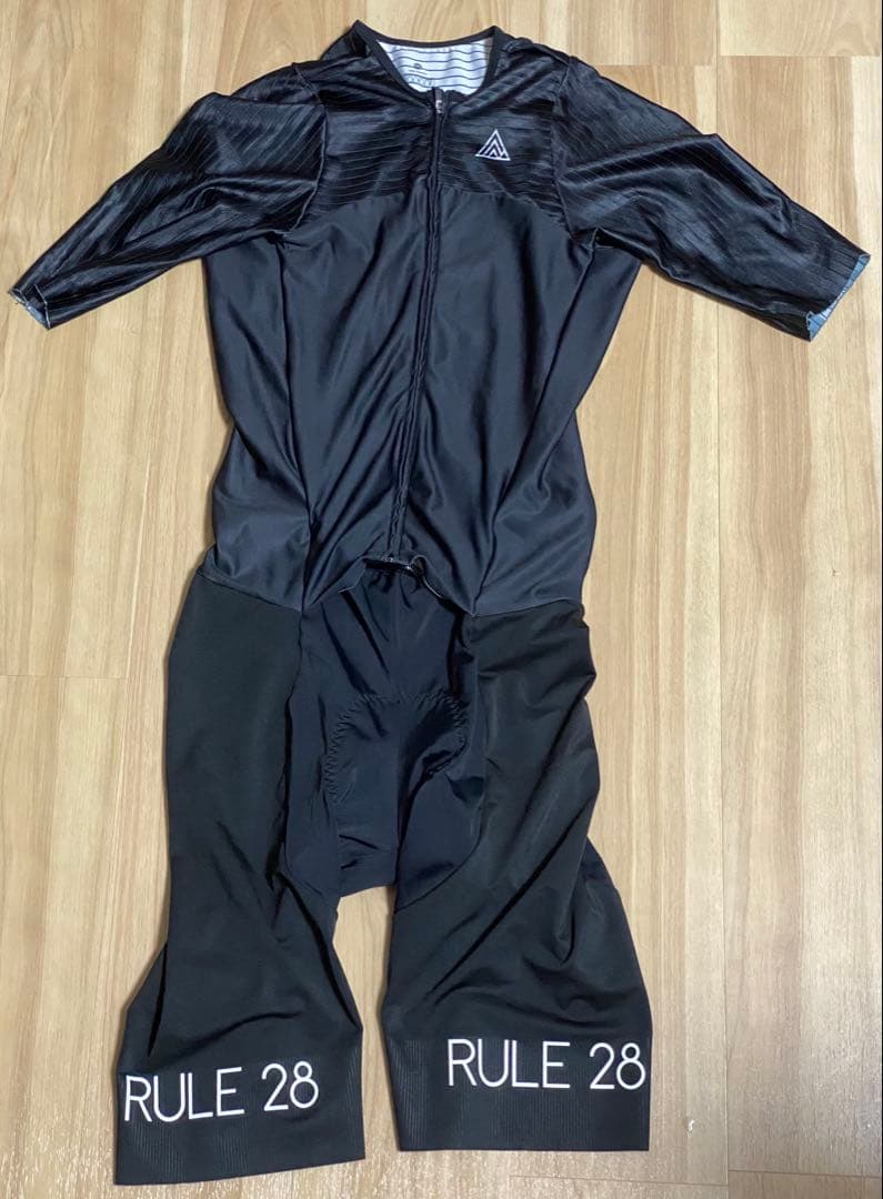 RULE 28 トライアスロンウェア ブラック　Mサイズ