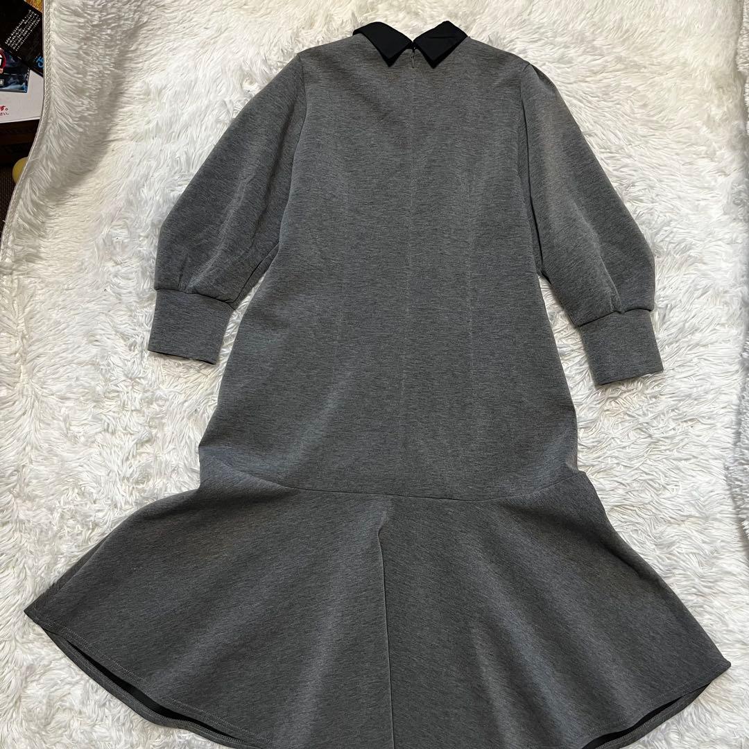 極美品 ストラ 2way 衿取り外しパール付き ワンピース フレア グレー 40