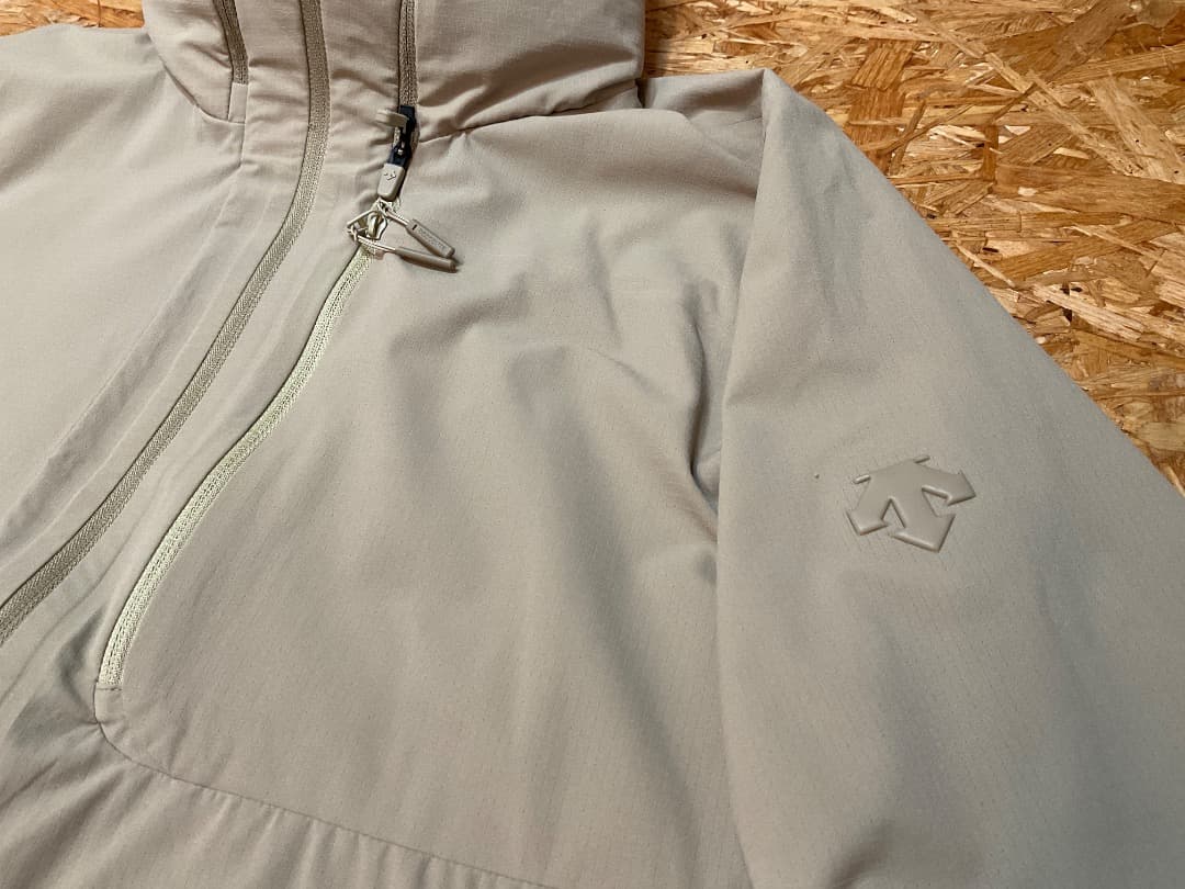 美品 DESCENTE デサント DAMPGC42 オルテライン ジャケット L