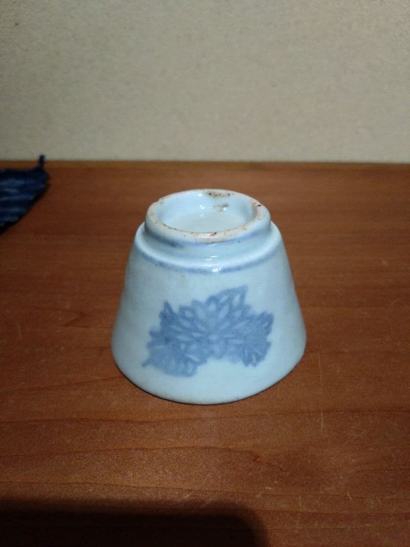 古伊万里   染付 蒟蒻印判 菊花紋 猪口 高台付   こんにゃく印判