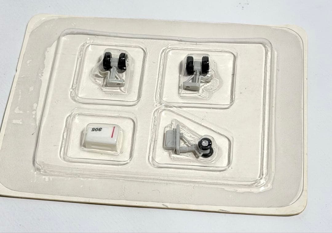 hogan 1/200 B737-500 AIRDO ベア・ドゥ号 JA305K