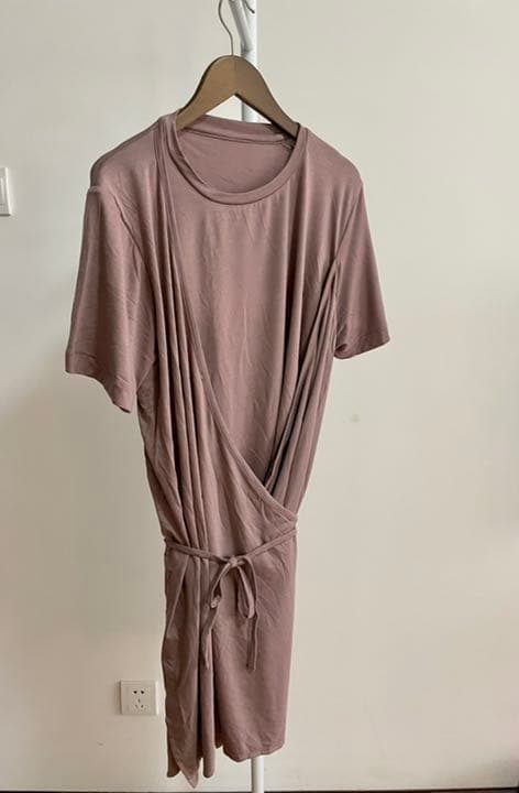 エミヨガ2点セット❗️新品紙タグ付⭐️サスティナレッチレギンスパンツ&コラボTシャツ