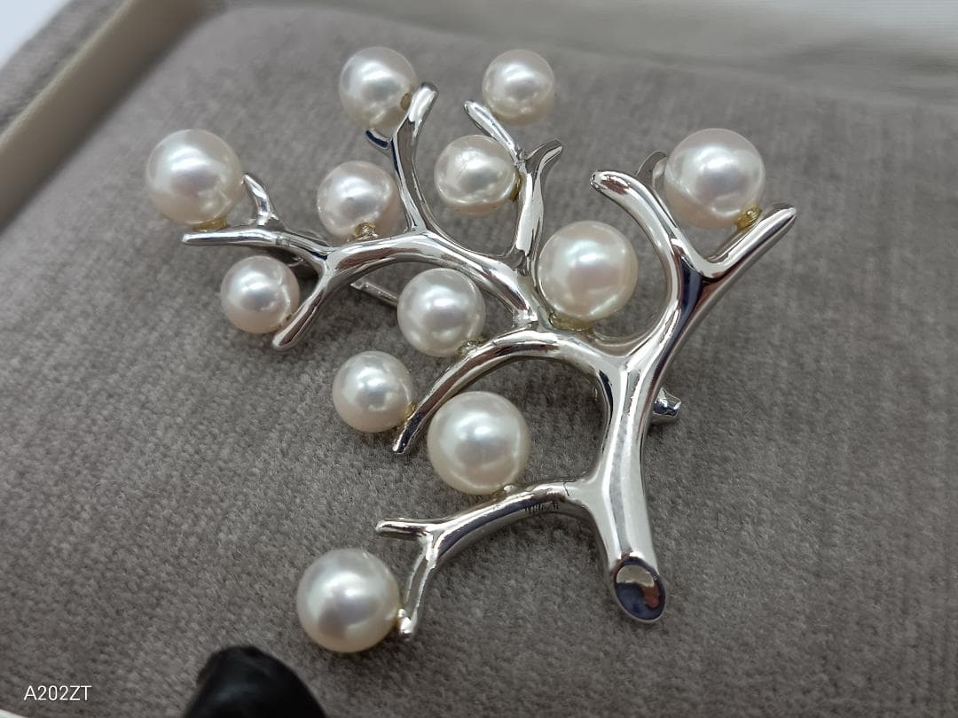 MIKIMOTO ミキモト ブローチ 幸福の木 真珠 アコヤパール　シルバー