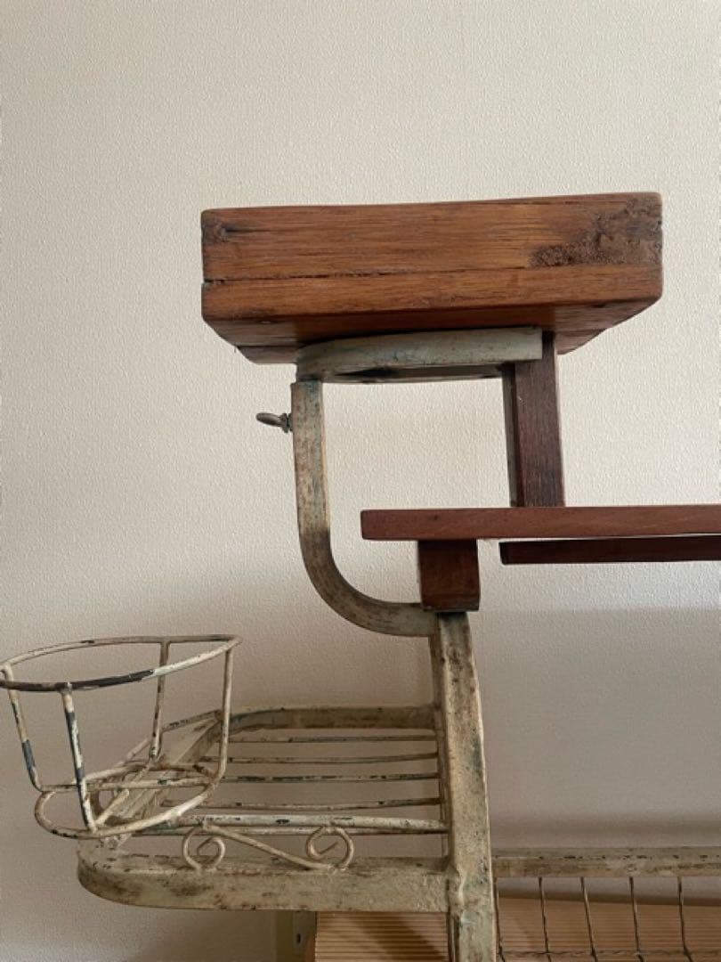 【値下げ】アンティークのアイロン台